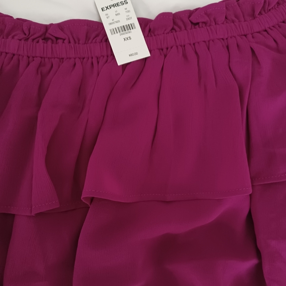 NWT Express Top - Picture 3 of 6